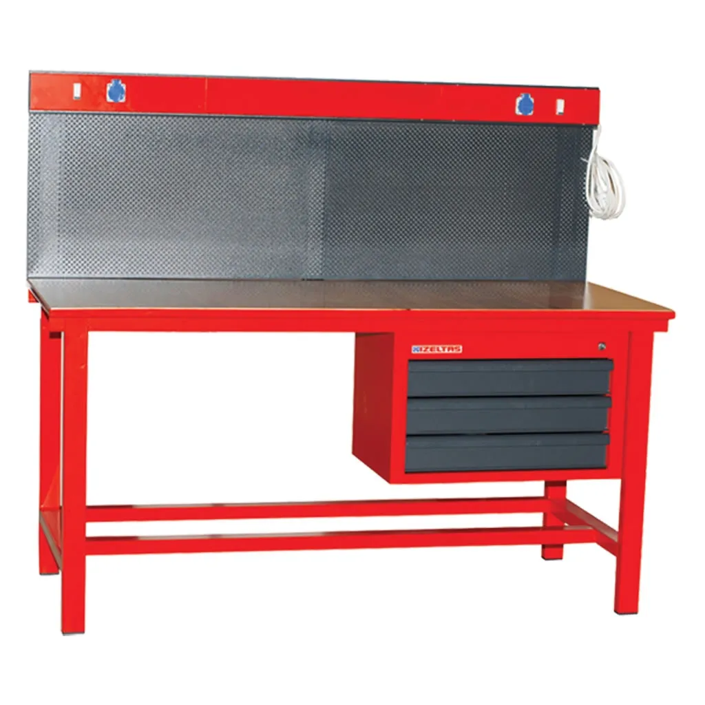 Workbench with panel 